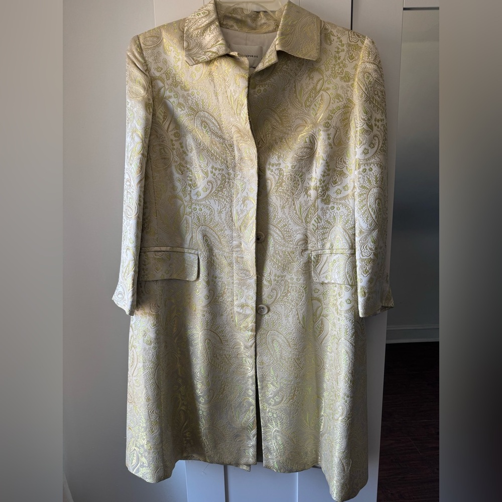 *NWT* Banana Republic Gold & Chartreuse Trench